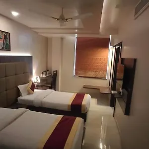 3* Hotel Ozas Grand