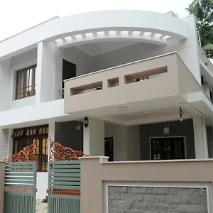 https://moksha-homestay.kerala-hotels.net